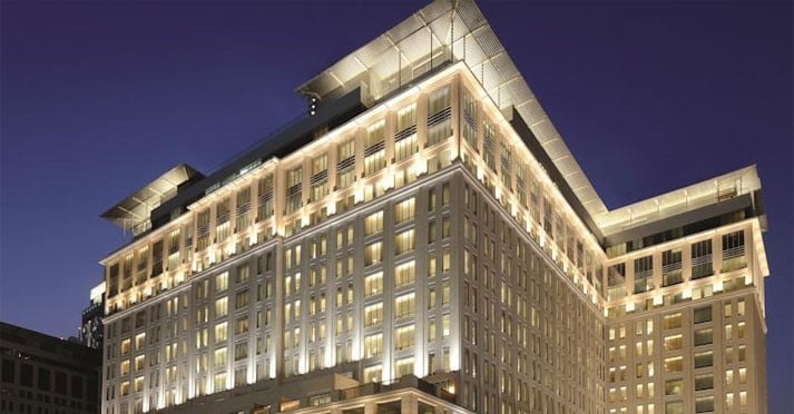 هتل ریتز کارلتون در دبی