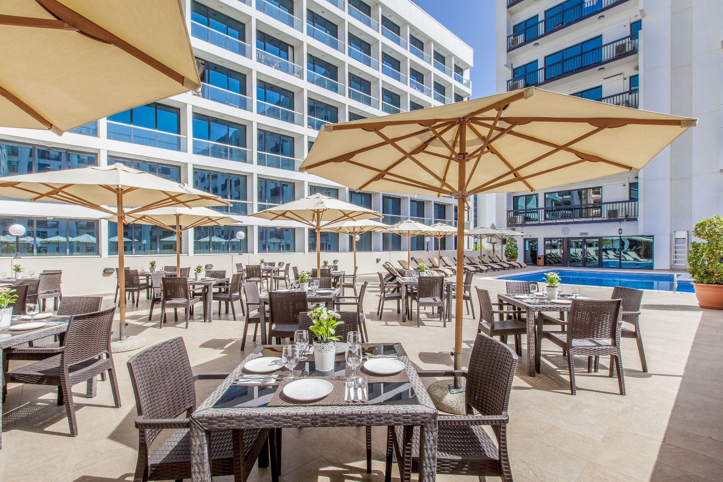 معرفی هتل گلدن سندز در دبی از هتل های 5 ستاره